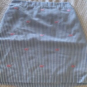 Vineyard vines blue white pink whale seersucker skirt age 14 large Lined elastic